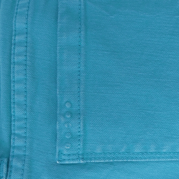 BlankNYC Stretch Skinny Jeans in Sky Blue! - Picture 4 of 7